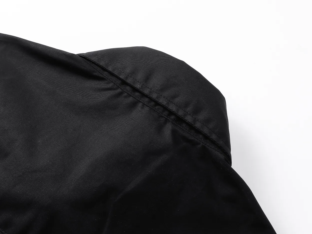 Balenciaga 。 Quality ， 。 ， ， ， 。 ：Black White Sizes：S M L
